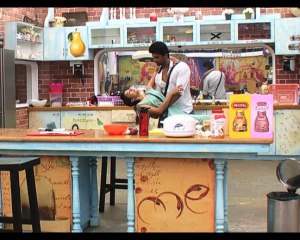 FINALLY Gauahar says I LOVE YOU to Kushal