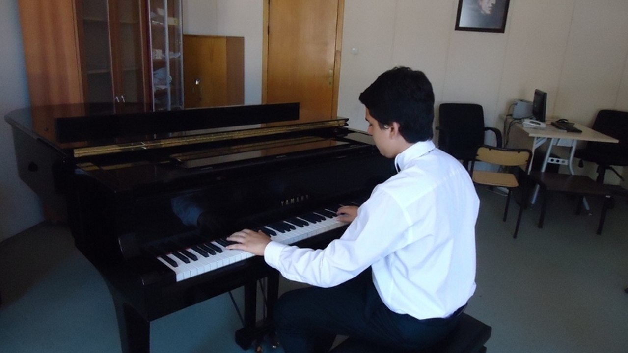 Czerny Piyano Etüdleri Klasik Batı Müzikleri Konseri Solo Piano Resitali Kuyruklu hazırlık Müziği ders kurs özel yaklaşık yıl standart olarak kullanılan Czerny Op 599 alıştırma best Beyer Czerni Hanon MüziK Fakültesi gönderi ‎ yazar Başlangıç Metodu Beyer