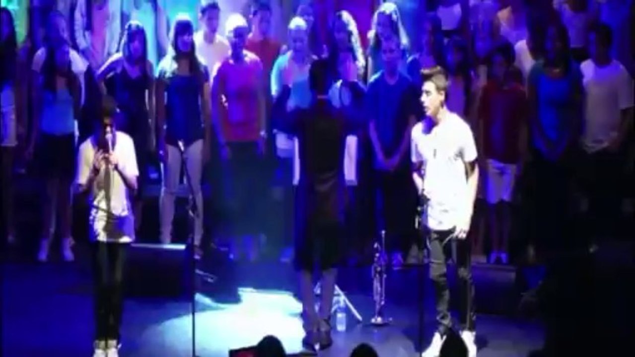 Académie de Nice - Collège Jean Giono et Collège Bellevue de Beausoleil - CHORALE - Get Lucky (2013)