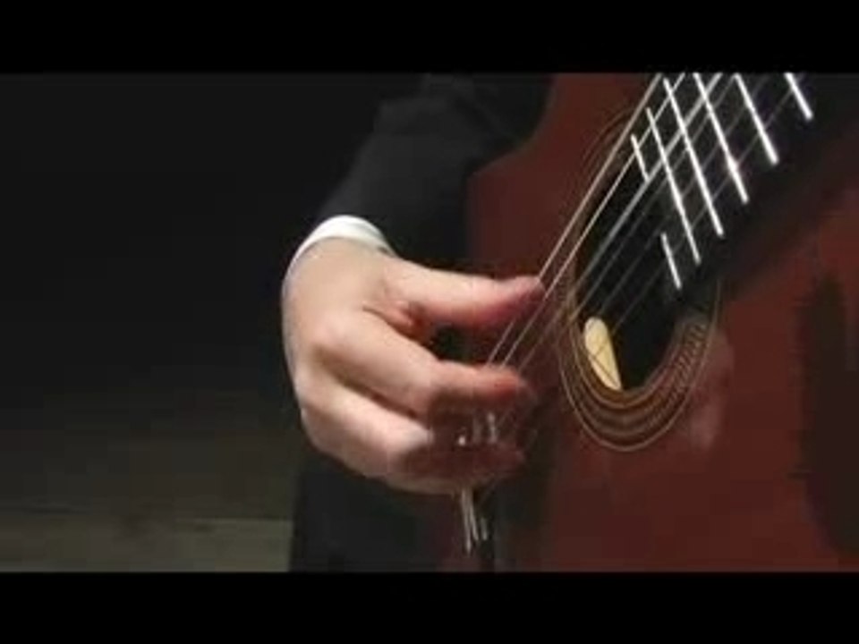Manuel Barrueco plays Asturias