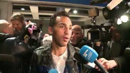 Logra salir de Catar futbolista retenido