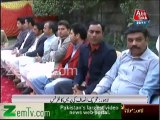 Sitting Mismanagement during Imran Khan press Conference