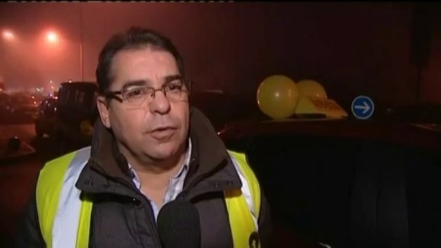 Les auto-écoles manifestent contre la grève des inspecteurs du permis