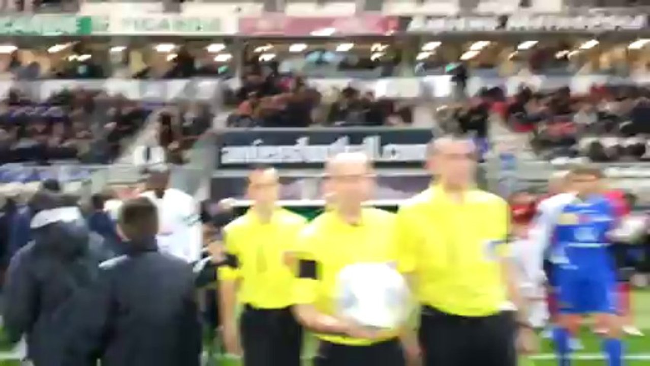 clapping  ASC BOULOGNE 29 NOV 2013 Stade de la Licorne Amiens