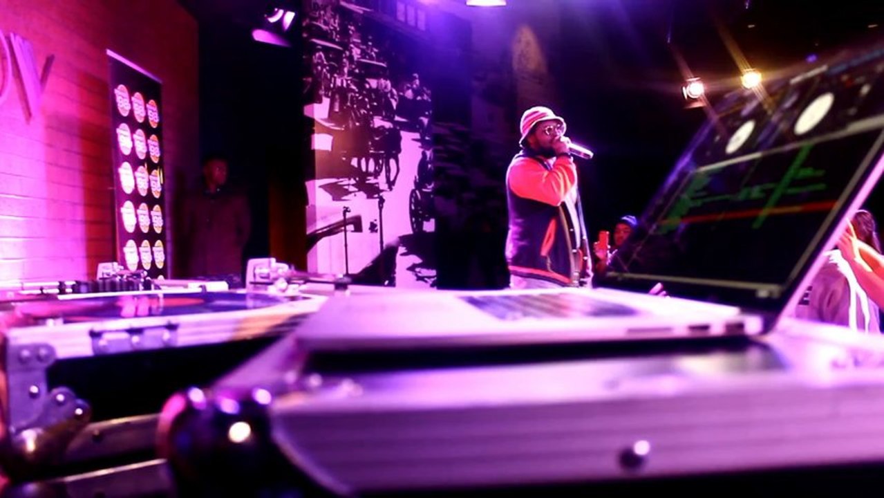 SchoolBoy Q "Man of the Year" Live @ Power 98.3FM "Studio Session", Club Improv, Tempe, AZ, 11-22-2013 Pt.1