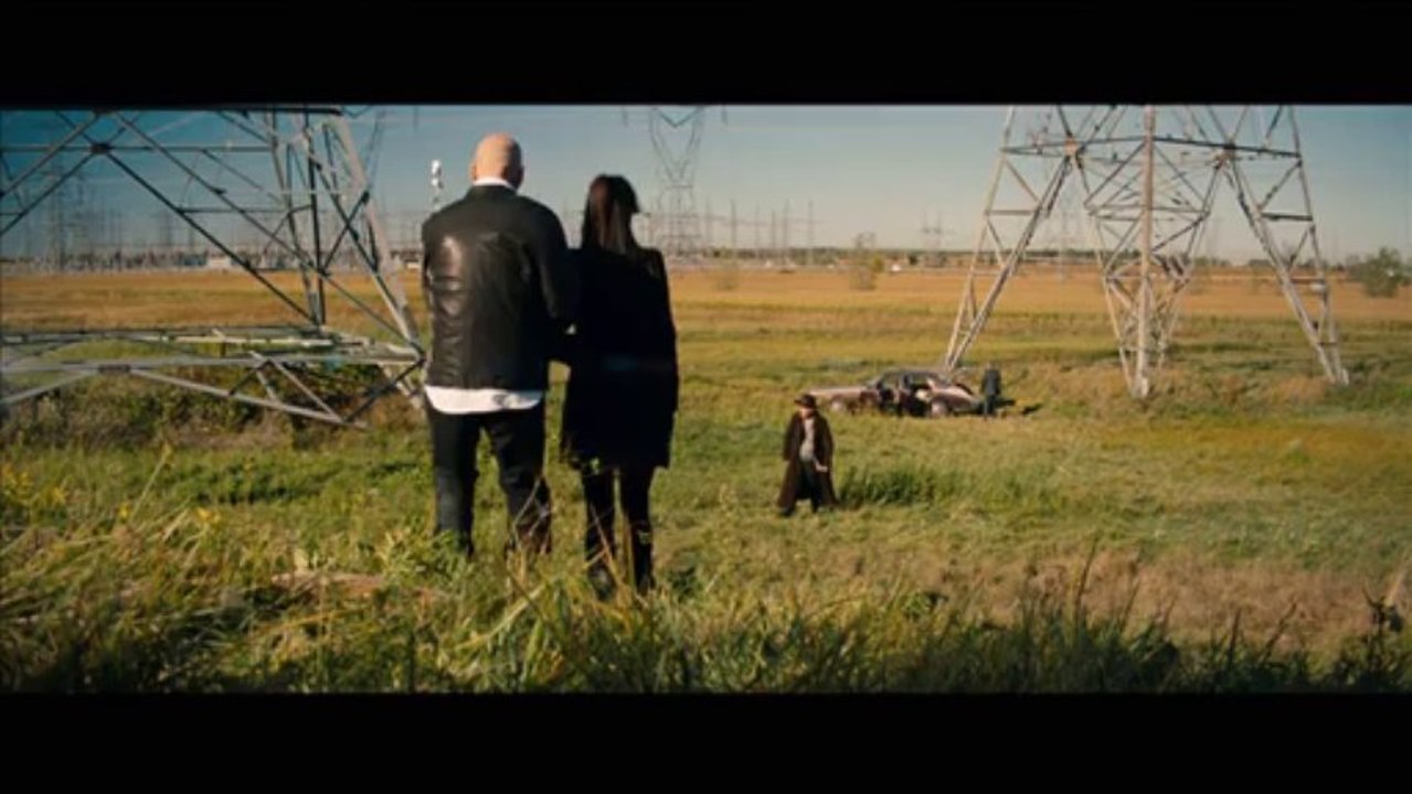 Red 2 - Home Ent Exclusive Interview With Bruce Willis & Mary-Louise Parker