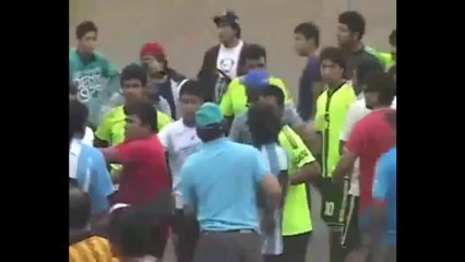 Futbol amatör kavga profesyonel