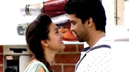 Kushal Tandon Proposed Gauhar Khan On National Television