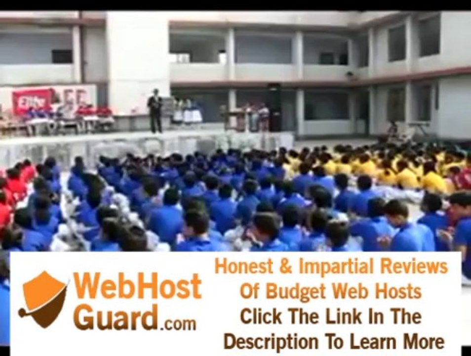 Quiz Master Sumit Khosla hosting a Quiz Contest at Kerala School, Mayur Vihar, Delhi,India.