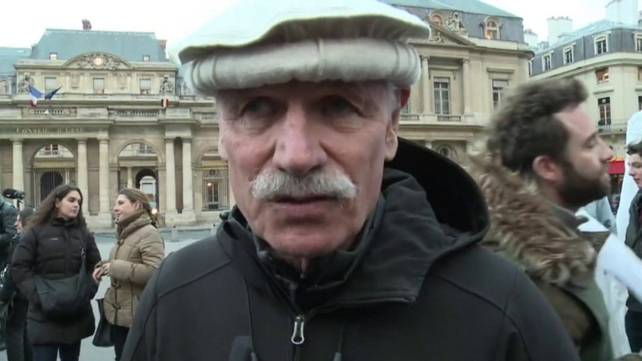 Yann Arthus-Bertrand en soutien pour les militants de Greenpeace