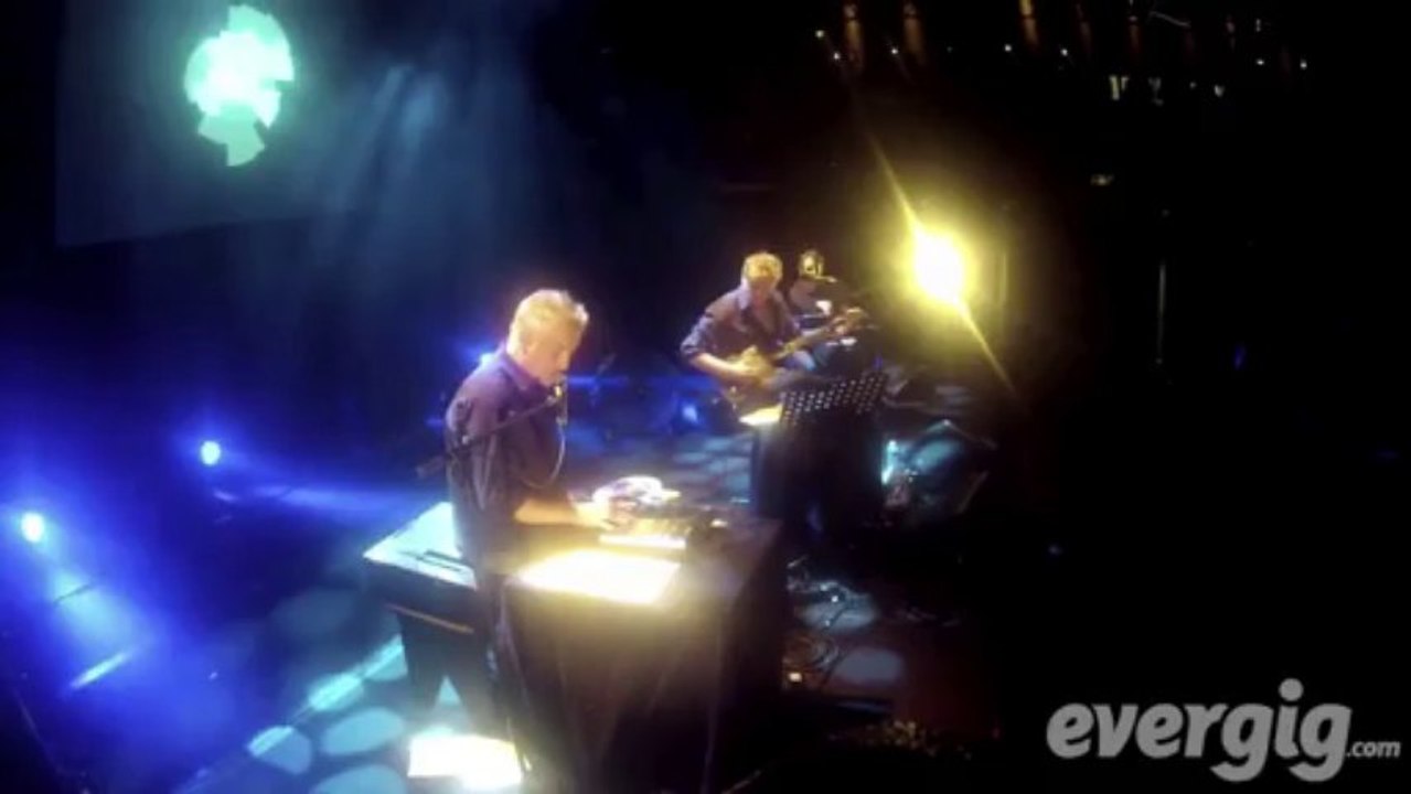 Rodolphe Burger "Sing mir ein neues lied" - café de la danse - Concert Evergig Live - Son HD