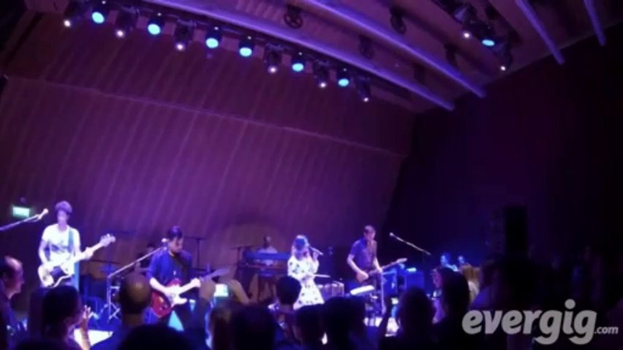 Lilly Wood - The Prick "Long way back" - La Tour Eiffel - Concert Evergig Live - Son HD