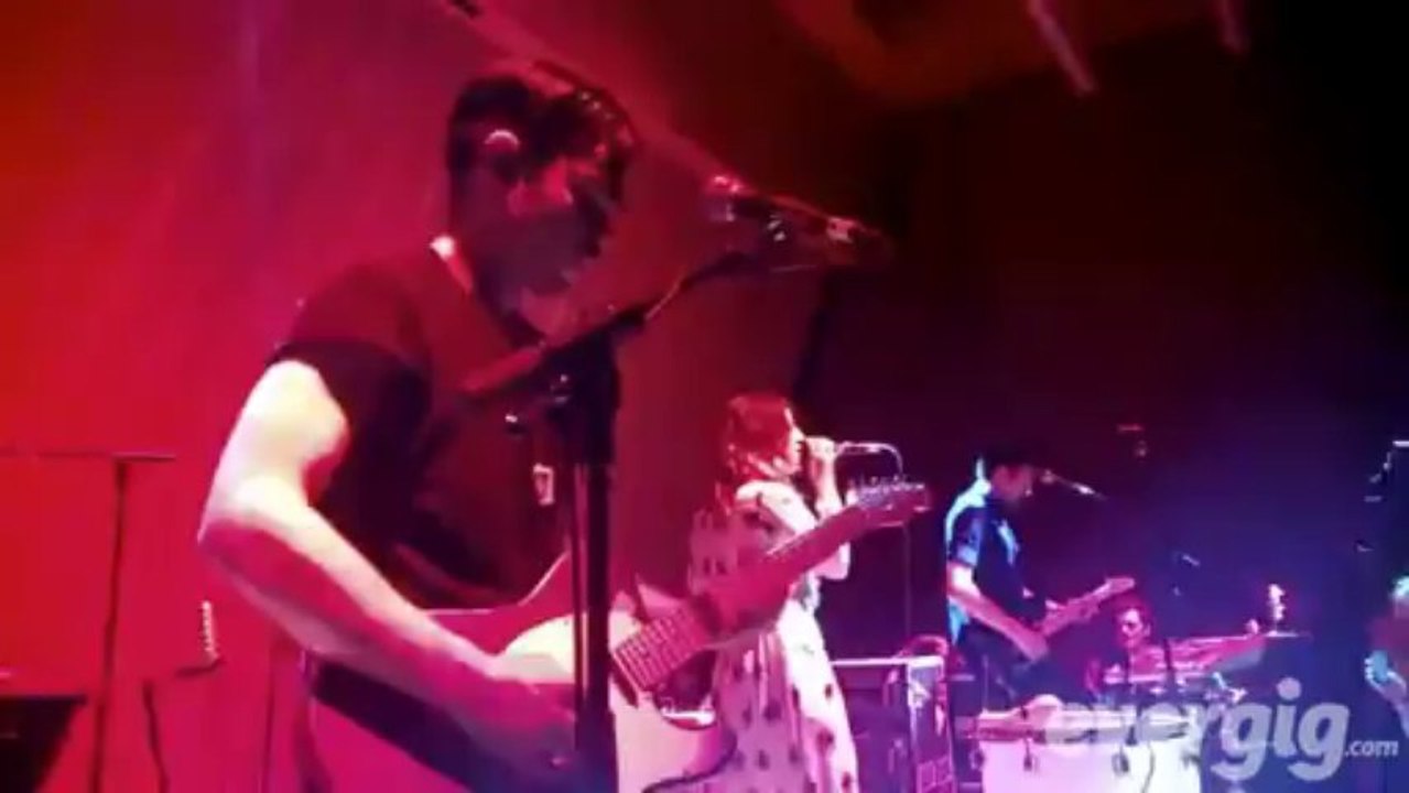 Lilly Wood - The Prick "Le Mas" - La Tour Eiffel - Concert Evergig Live - Son HD