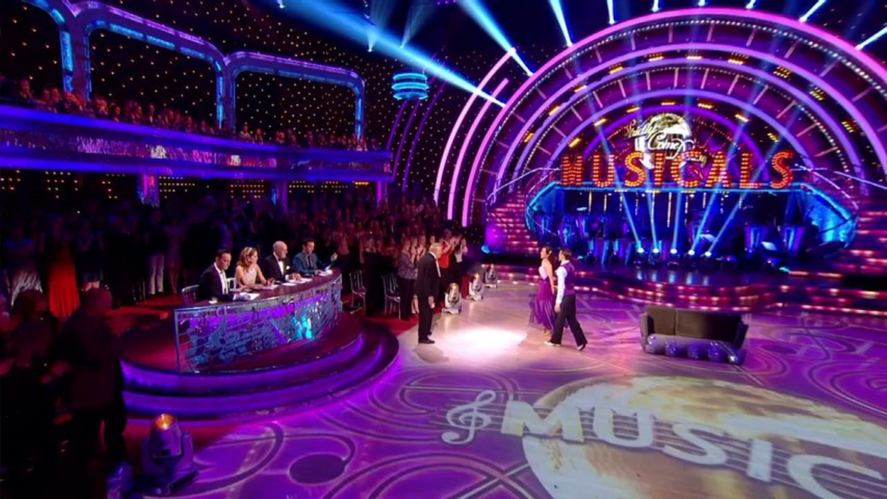 Susanna Reid - Quick Step - Week 10