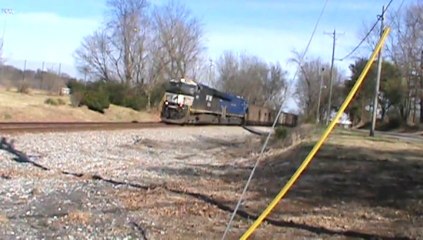 NS 728 coal train SB through Philpadephia Tn.