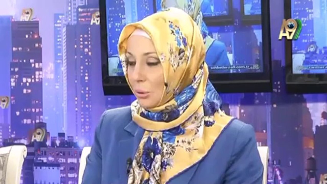 Ebru Altan, Didem Rahvancı, Müzeyyen Hanım, Serap Akıncıoğlu, Gülay Pınarbaşı ve Didem Ürer'in A9 TV'deki canlı sohbeti (4 Aralık 2013; 11:30)