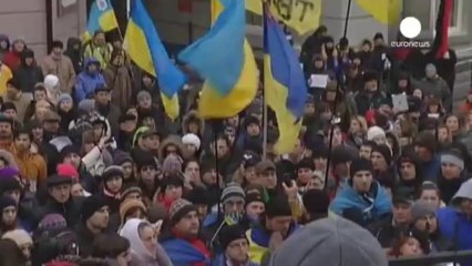 Ucraina: manifestanti anche davanti al tribunale di Kiev