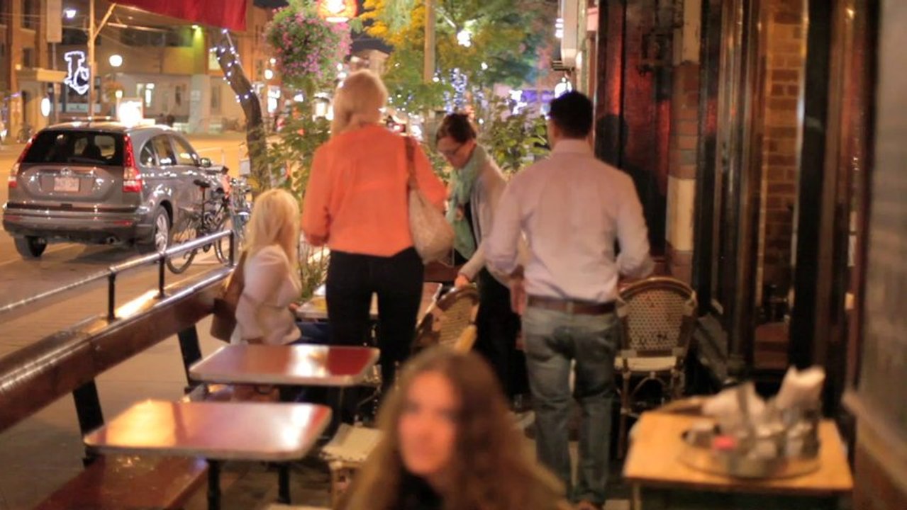 Kalendar -- College Street Restaurant in Toronto