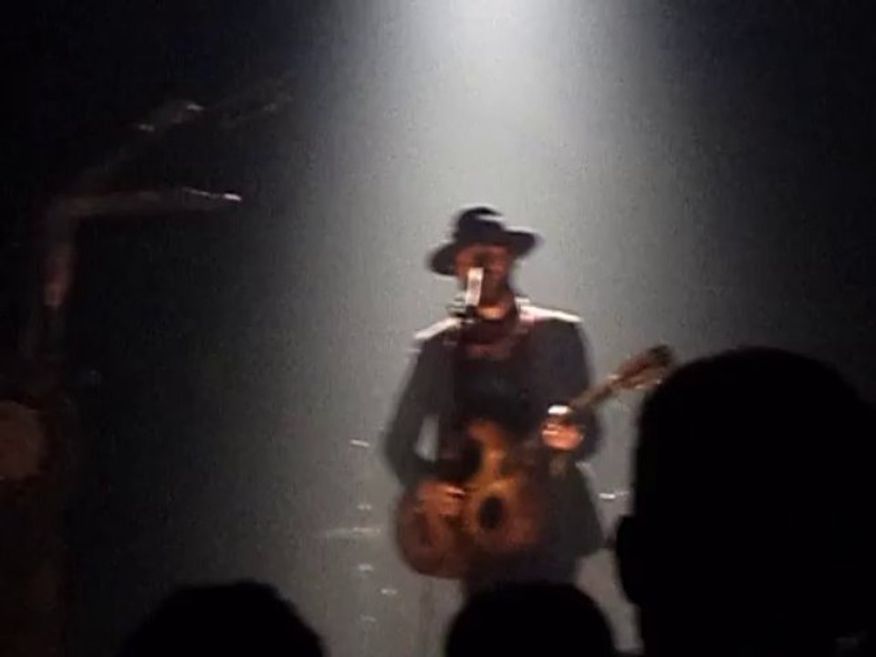 2013 11 Yodelice Talk to me