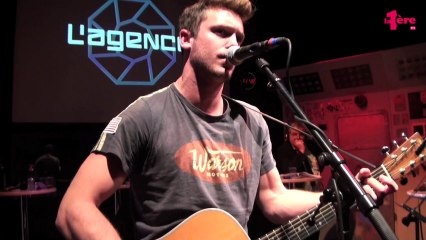 L'Agence - 01.12.2013 - Bastian Baker chante "Song for E.V."