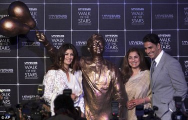 Rajesh Khanna Statue of Bronze