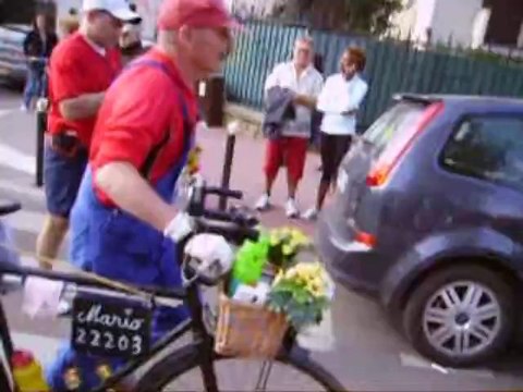 NAISSANCE de mario et son petit vélo....au marathon de PARIS