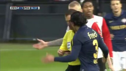 Le PSV Eindhoven chute à la 10e place après une défaite à Rotterdam