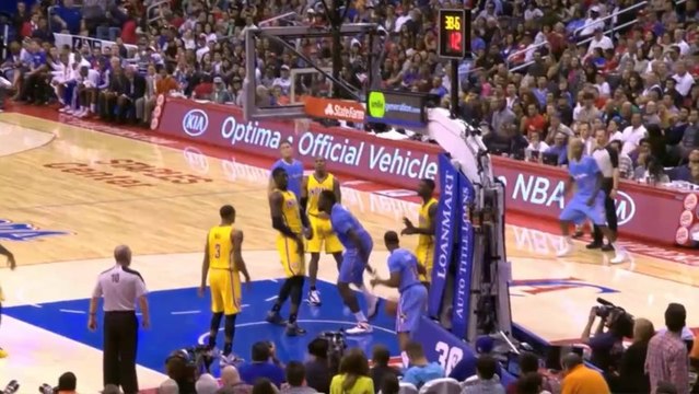 Servi magnifiquement par Chris Paul, DeAndre Jordan monte au alley-oop sur Roy Hibbert