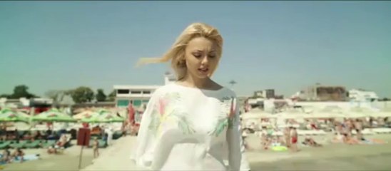 DENISA - A ta, a ta (HIT 2013 Videoclip original) (SD-480p)