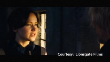 'Catching Fire' and Disney's 'Frozen' top record box office weekend