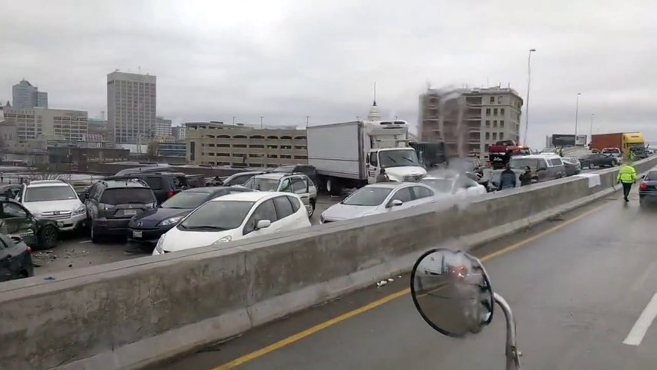 Carambolage de 65 véhicules à Worcester