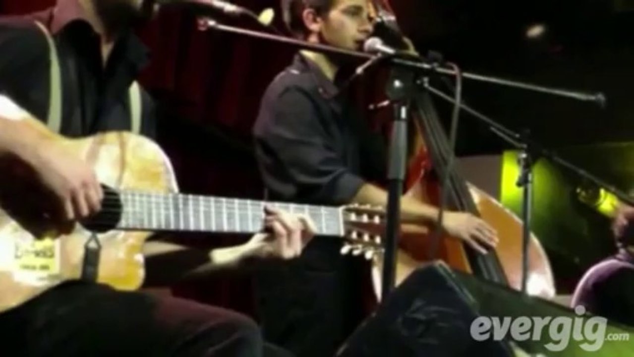 Bazar et Bémols "Le cafard du vieux port" - L'entrepôt - Concert Evergig Live - Son HD