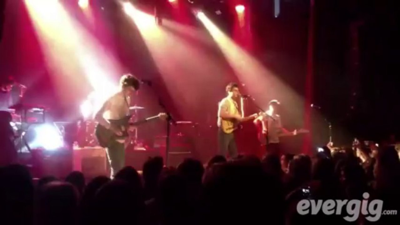 BB Brunes "Les cramps" - Alhambra - Concert Evergig Live - Son HD