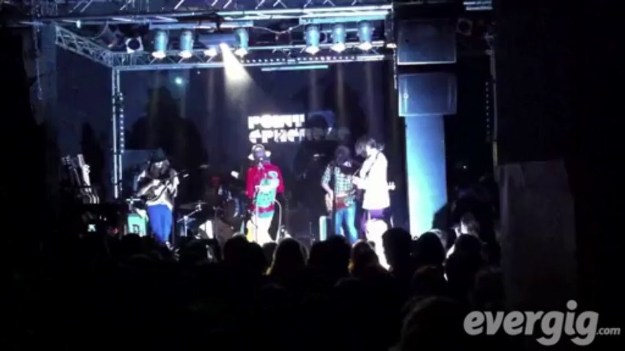 Angus Stone "River love" - Point Ephémère - Concert Evergig Live - Son HD