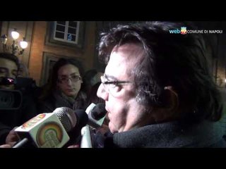 Napoli - Natale in città, si accendono le luci -1- (30.11.13)