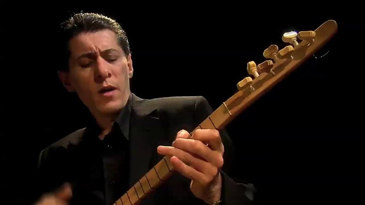 AŞIR ÖZEK - AĞLATIR (YENi KLiP)