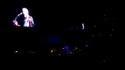 CAT STEVENS: Listen to the wind