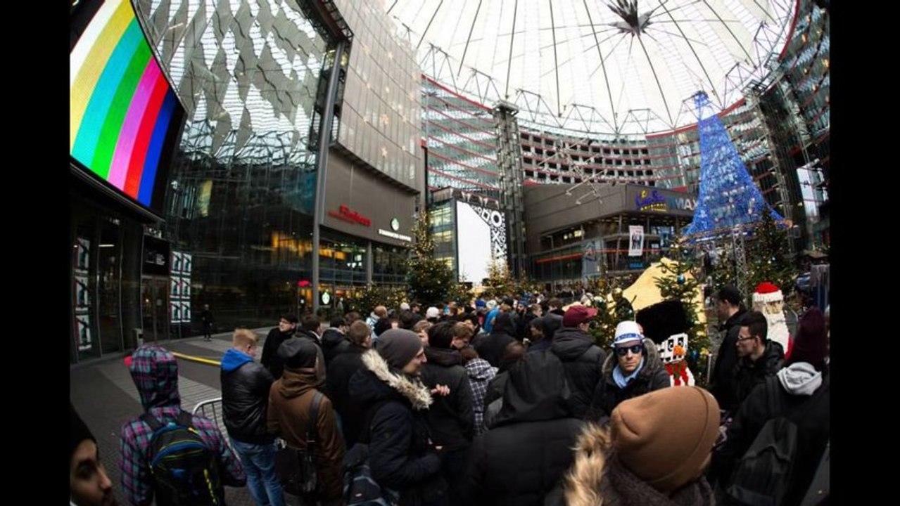 Evènement (PlayStation 4) - Lancement de la PS4 en Allemagne: le Chaos