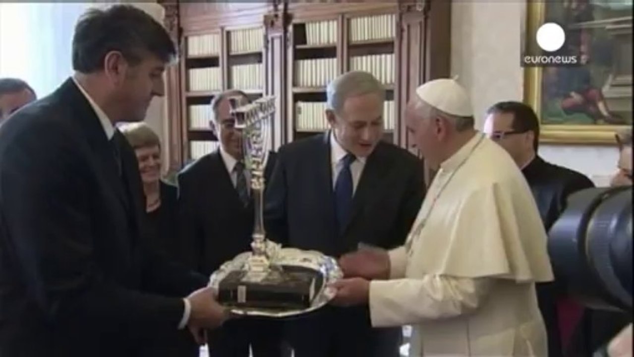 Vatican: première entrevue de Benjamin Netanyahu avec le pape François