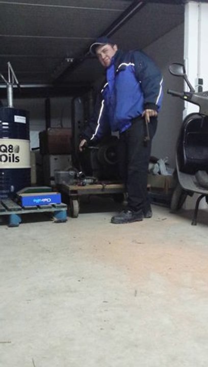 Moteur CLM Diesel 2 temps mono-cylindre bi-pistons