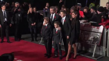David Beckham es apoyado por Victoria y sus hijos en el lanzamiento de Class of 92