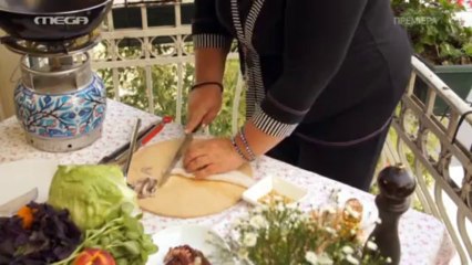 Mega.Apo.thn.polh.erxomai.S01E01 - www.Gr-TV.eu - x264.DTB.GrLTv