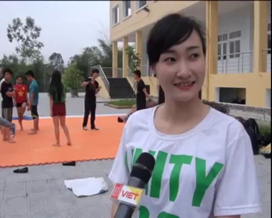 BHUL 54_Cheer ĐH Kinh Tế (ĐH Huế) tập luyện