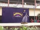 COLLEGE GIRL DANCE.. WOW.. THIS IS INDIAN DANCE.. MUST SEE - Funny Videos - VideofyMe.mp4