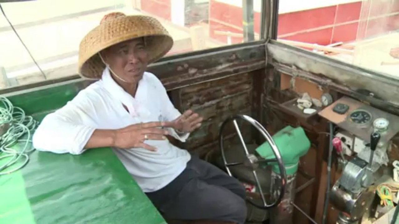 Hong Kong's trawlermen diversify as fish stocks dwindle