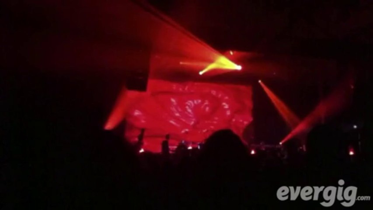 Ez3kiel "Kika" - Le centquatre - Concert Evergig Live - Son HD