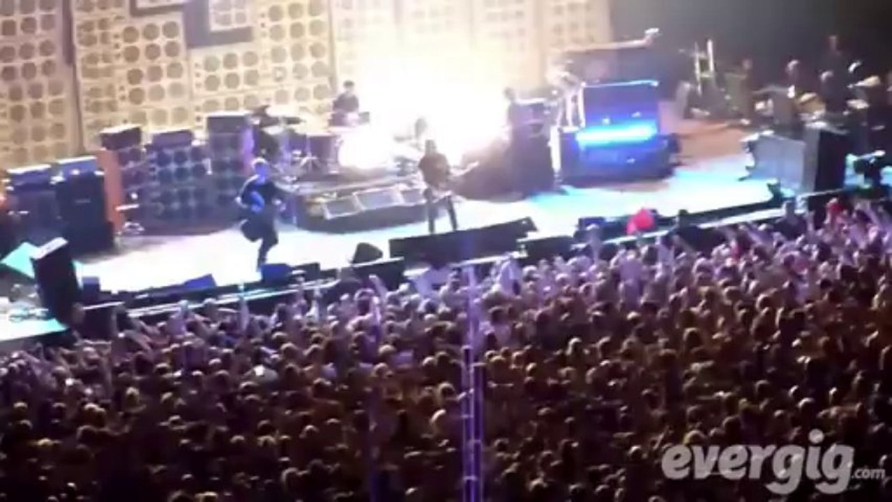 Pearl Jam "Rearviewmirror" - O2 Stadium Berlin - Concert Evergig Live - Son HD