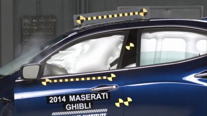 2014 Maserati Ghibli moderate overlap IIHS crash test