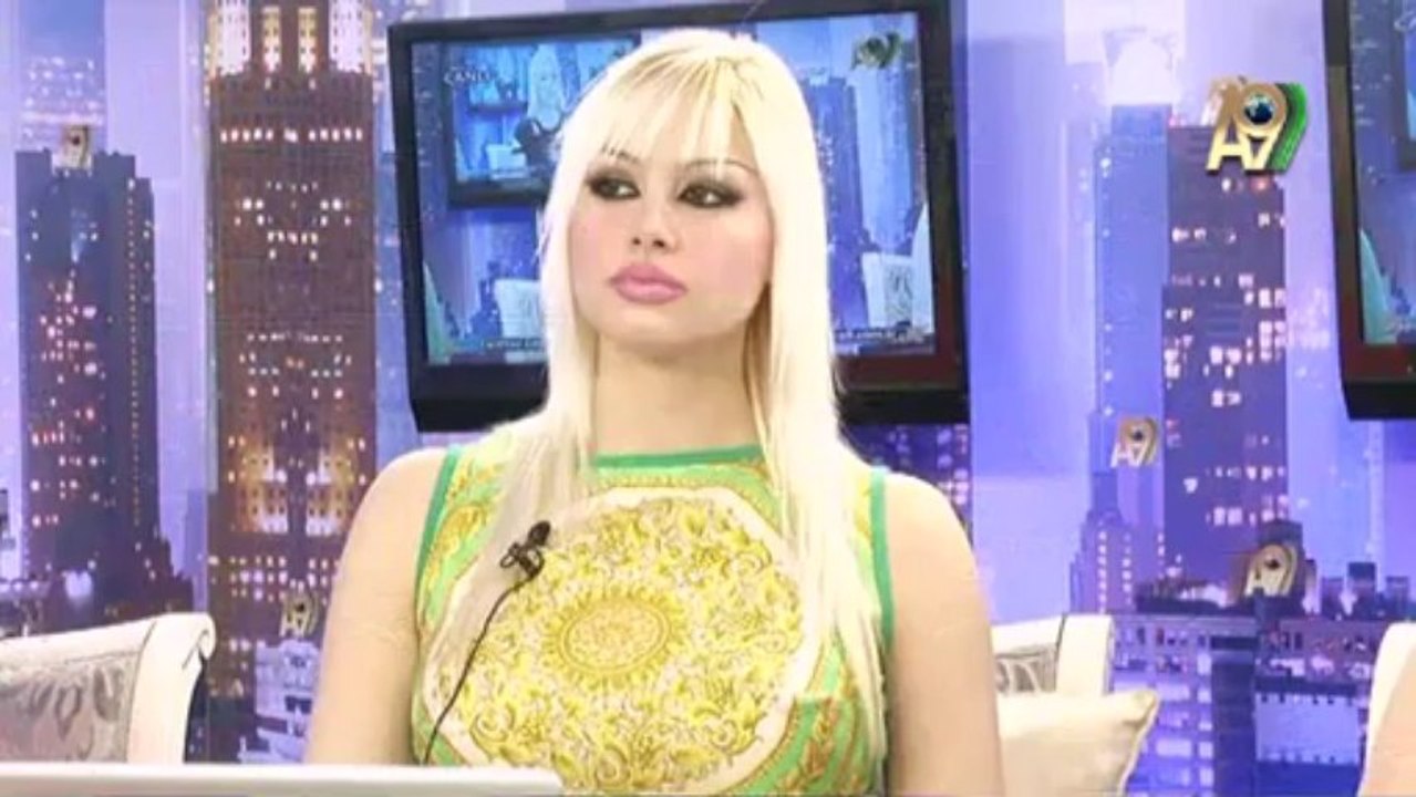 Aylin Kocaman, Damla Pamir, Ceylan Özbudak, Gülşah Güçyetmez, Ebru Altan, Beril Koncagül, Beyza Bayraktar ve Didem Ürer'in A9 TV'deki canlı sohbeti (26 Temmuz 2013; 22:30)