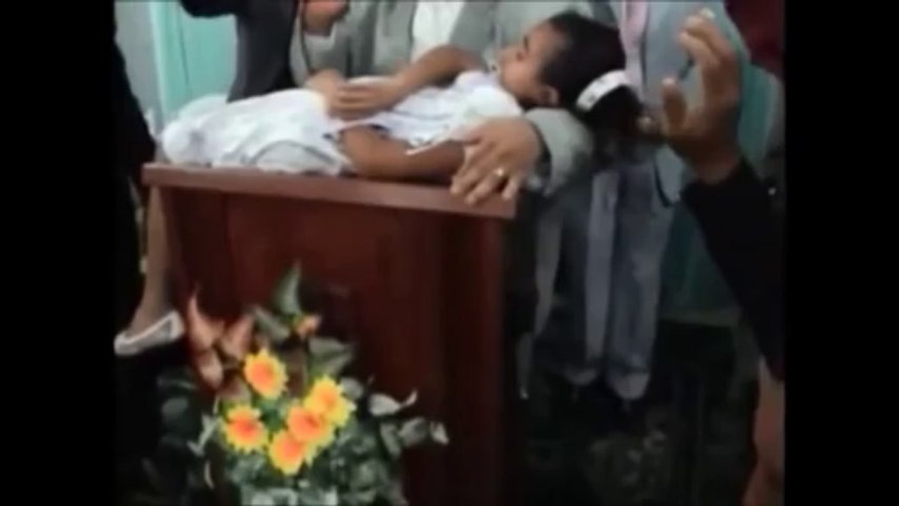 Pastor 'ressuscita' menina durante o culto